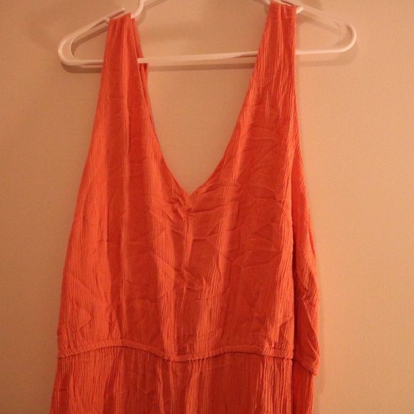 F21+ Wide Leg Jumpsuit - Picture 4 of 16